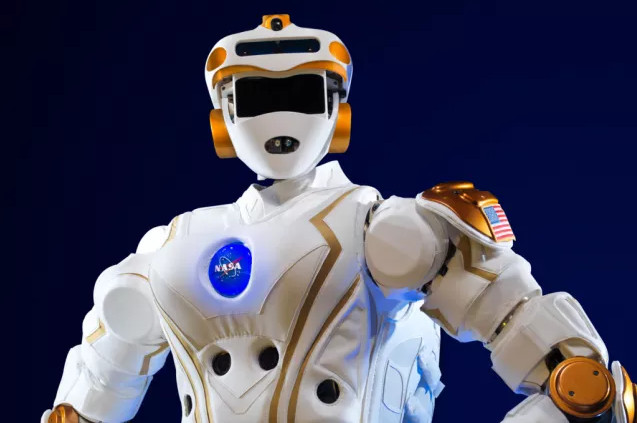 Robot làm bạn với con người trong chiến dịch chinh phục sao Hỏa